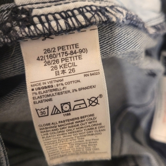 GAP Mid-Rise Jeggings - Picture 7 of 7